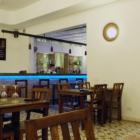 The Sangkum Hotel بنوم بنه المظهر الخارجي الصورة