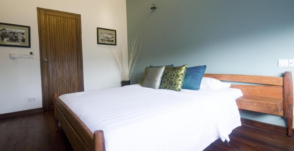The Sangkum Hotel بنوم بنه الغرفة الصورة