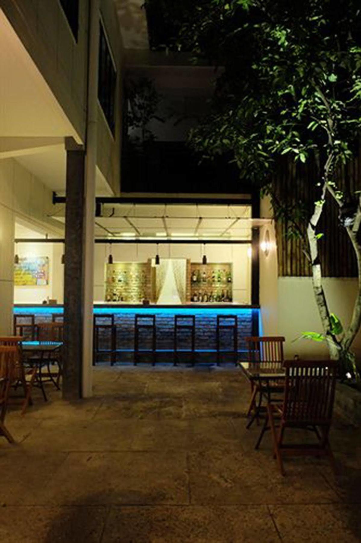 The Sangkum Hotel بنوم بنه المظهر الخارجي الصورة
